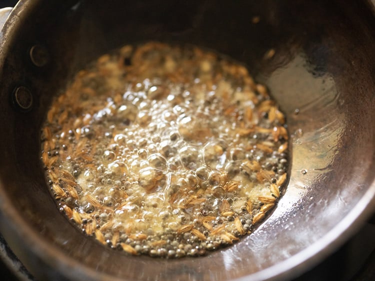 tempering spices for making coconut chutney recipe