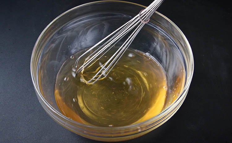 sugar dissolved completely in the water with a whisk