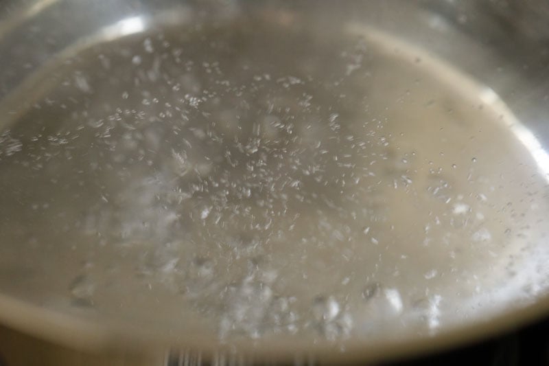 water boiling in pan