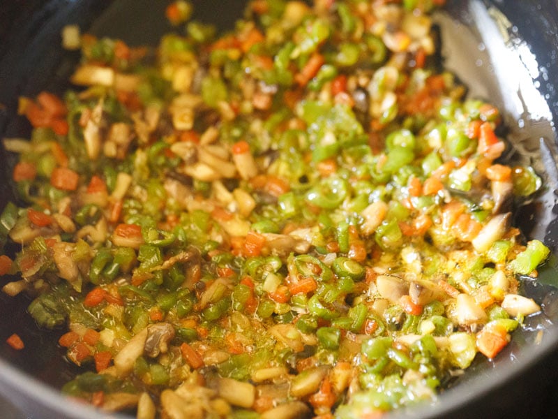 stir fried veggies in oil