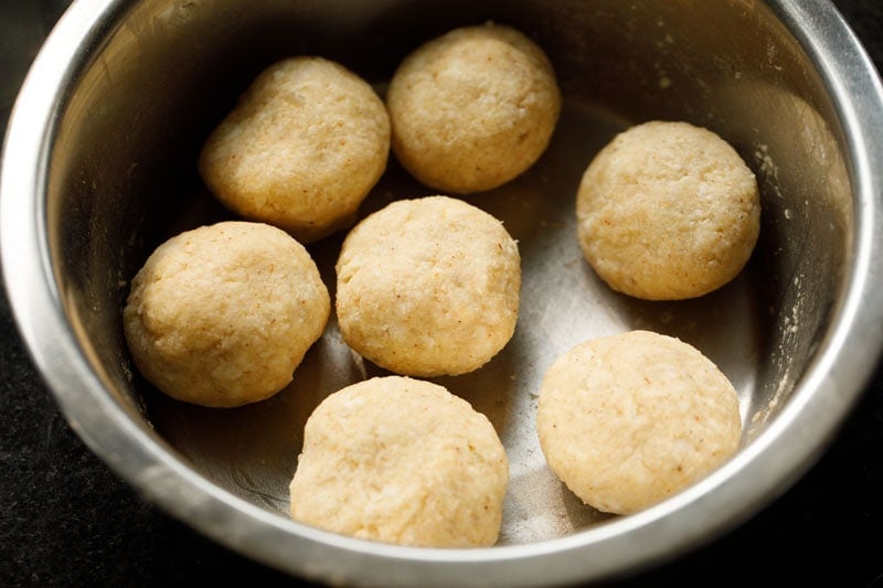 balls made from paneer kofta mixture